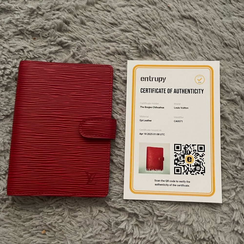 Louis Vuitton PM agenda in epi red